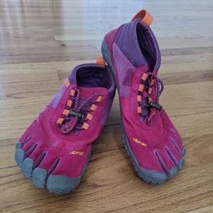 Vibram Trek Ascent Toe Shoes